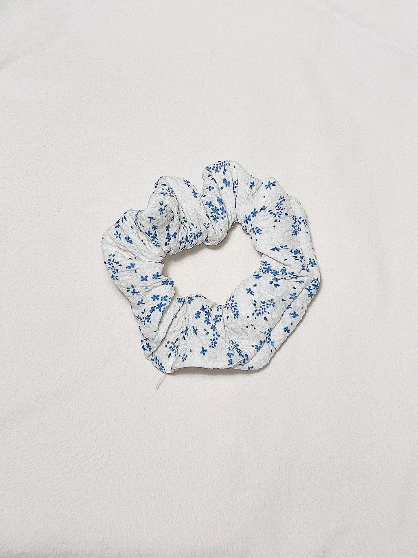 Frosted Bloom Scrunchies